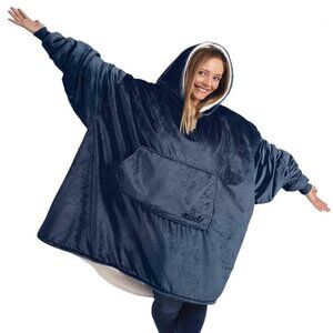 THE COMFY Original Sherpa Lined Microfiber Fleece Wearable Blanket, Oversized
